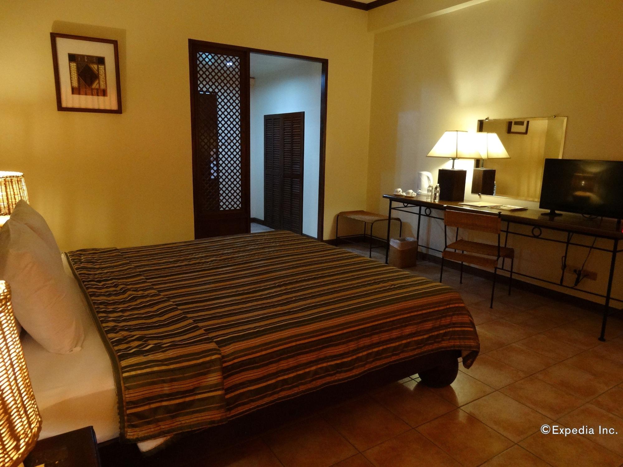 Citystate Asturias Hotel Palawan Puerto Princesa Esterno foto