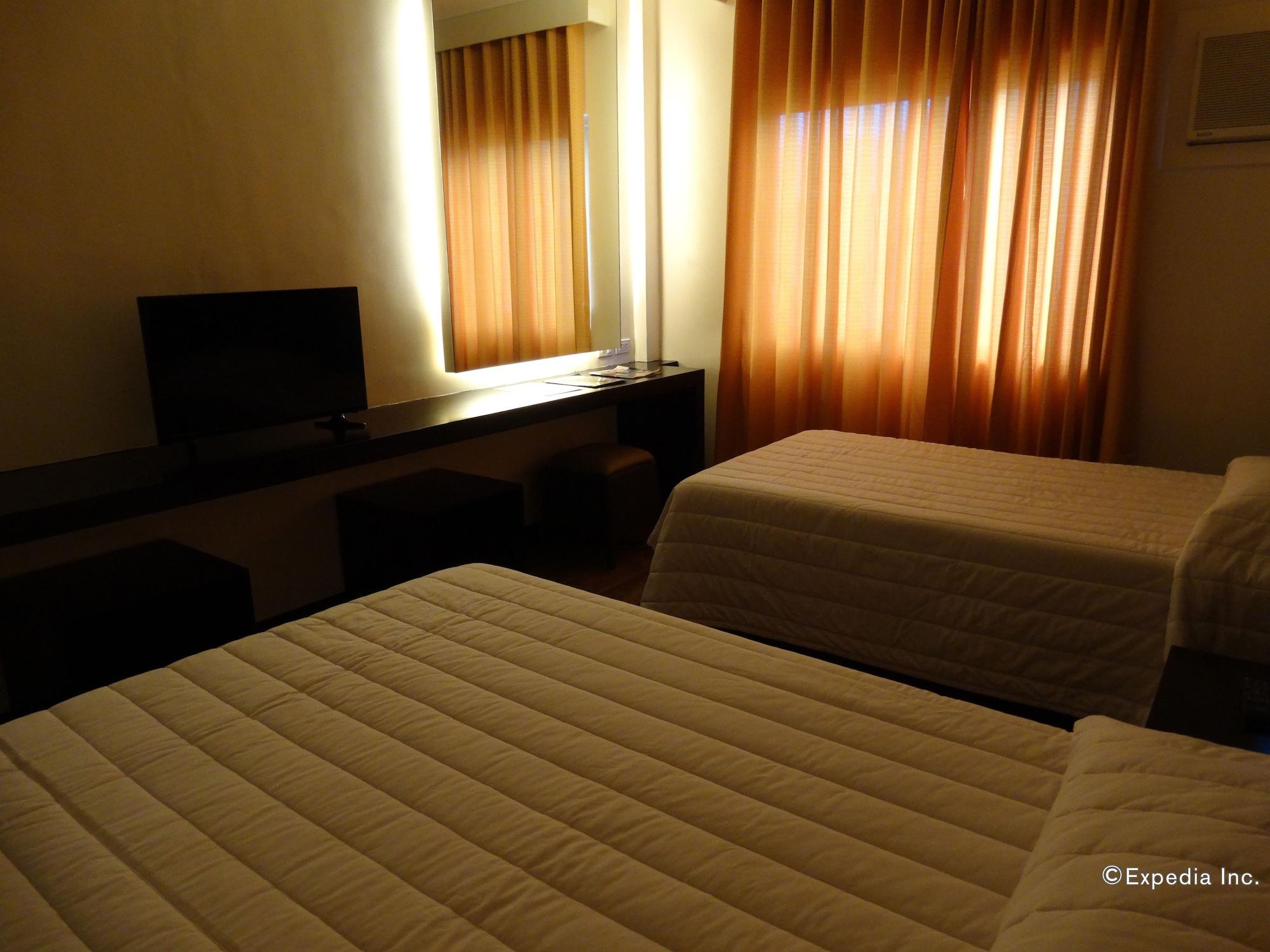 Citystate Asturias Hotel Palawan Puerto Princesa Esterno foto