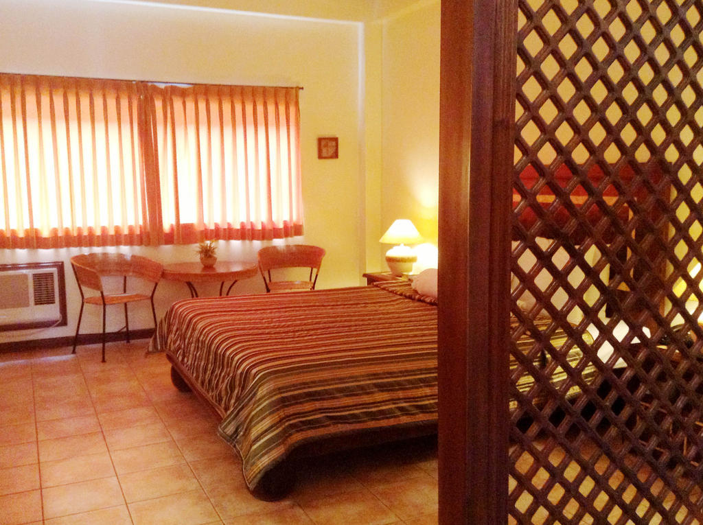 Citystate Asturias Hotel Palawan Puerto Princesa Esterno foto